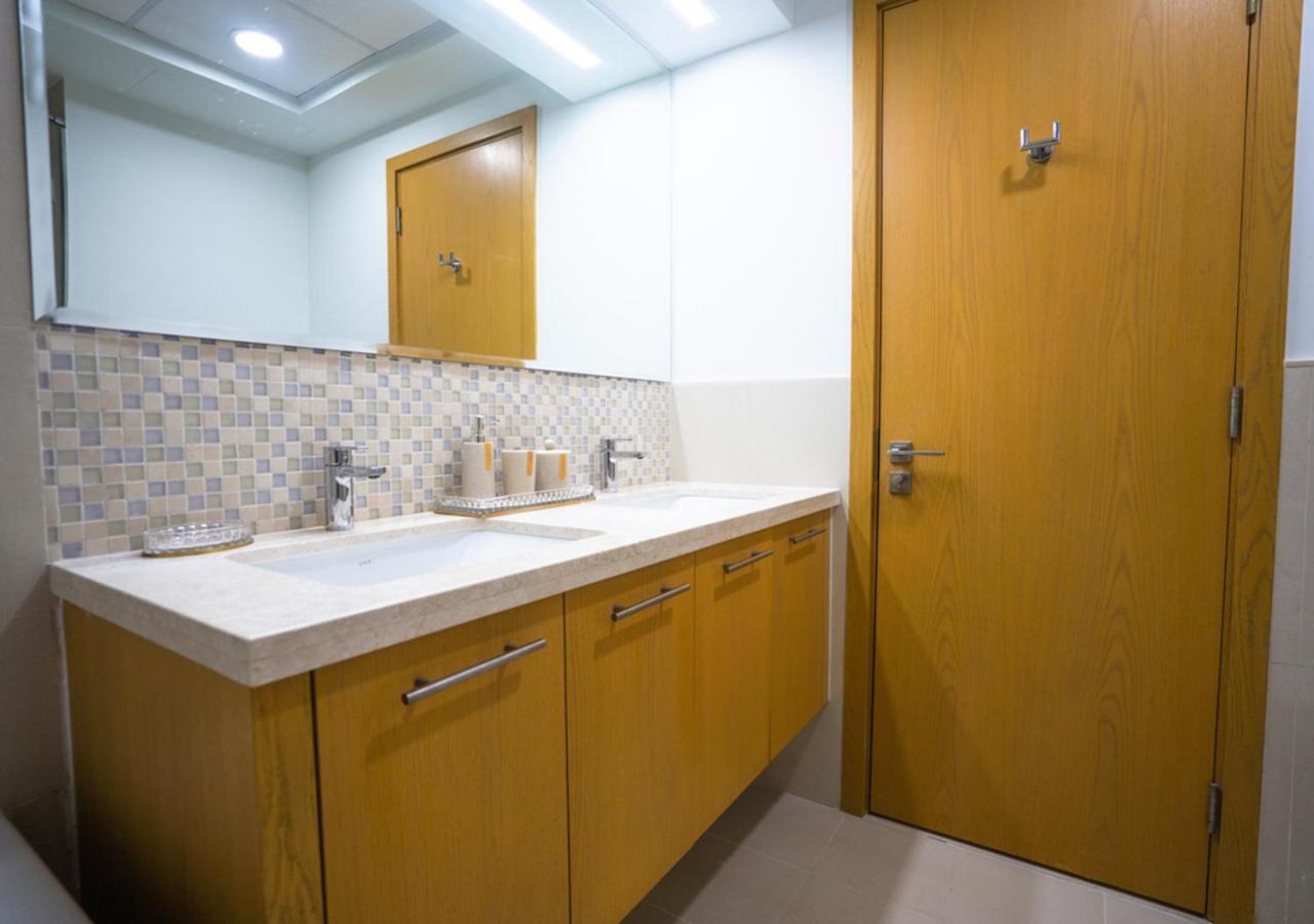 Nasma Luxury Stays - Bellevue Tower 1 ดูไบ ภายนอก รูปภาพ